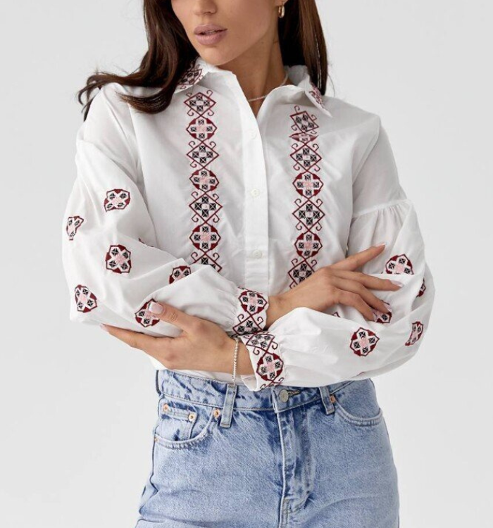 Blouse Brodée